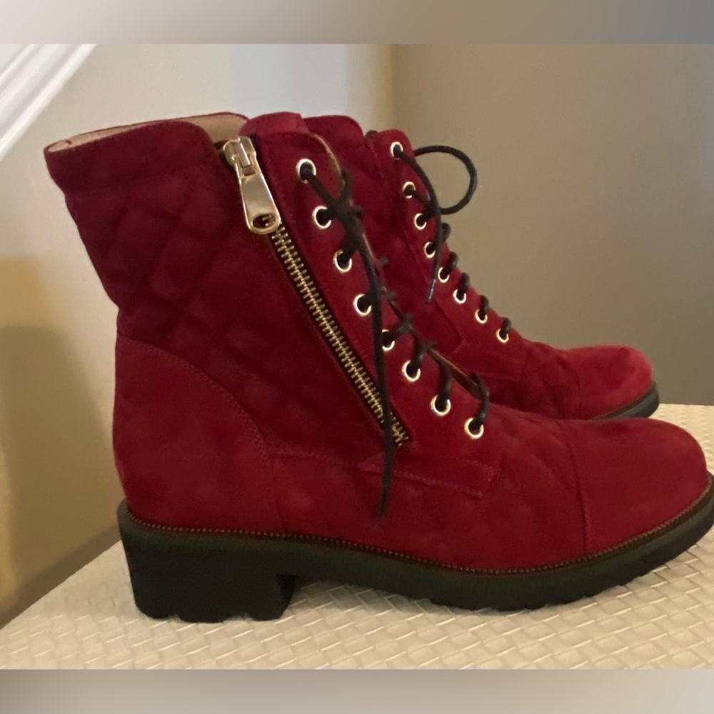 SOLD! RON WHITE Tiffany Ankle Boot in Red Suede - Size 38-1/2 / 8-1/2 - Picture 11 of 14